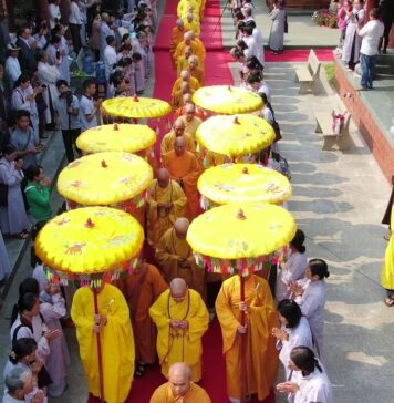 Video: Lễ vía khánh đản Đức Bồ tát Quan Thế Âm tại tổ đình Chúc Thánh – TP. Hội An
